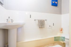 Photo 30- click for photo gallery